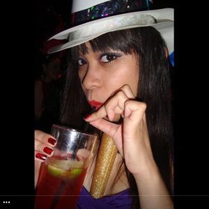 Meet your Posher, Dolores